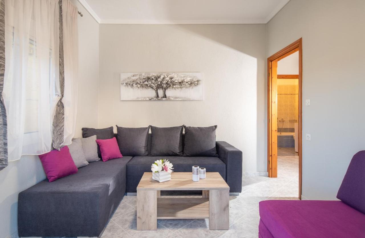 Family House Nikos 2 Apartman Szikiá Kültér fotó