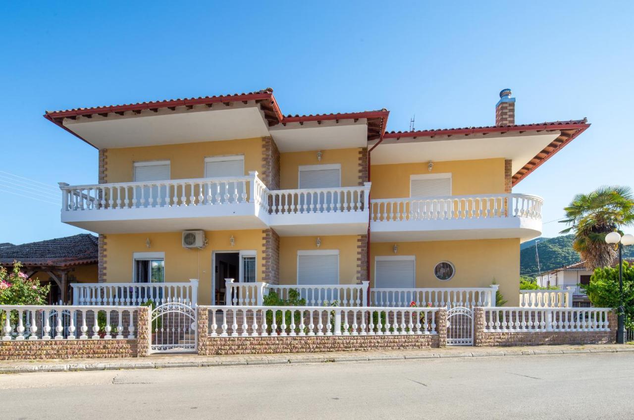 Family House Nikos 2 Apartman Szikiá Kültér fotó